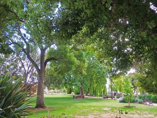 Phillips Gardens