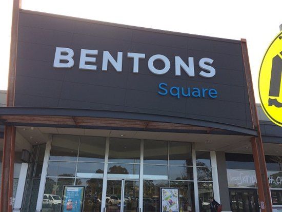 Benton's Square Shopping Centre