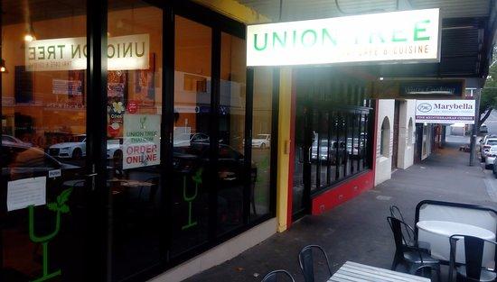 Union Tree Thai Restaurant & Cafe