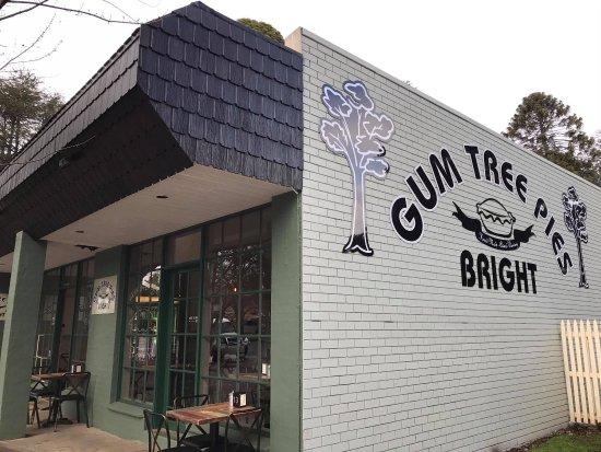 Gum Tree Pies