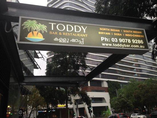 Toddy Bar & Restaurant