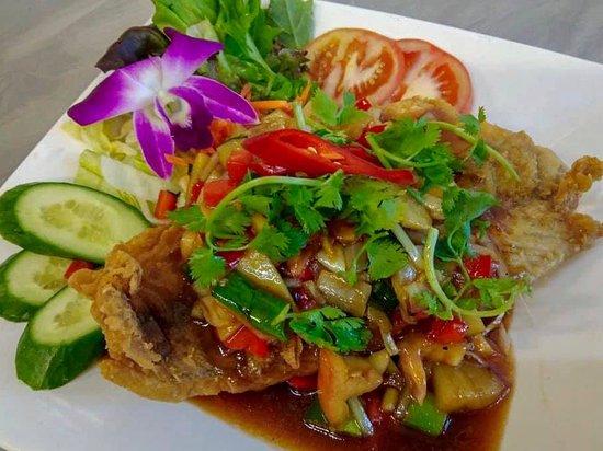 Moowan Thai Eatery