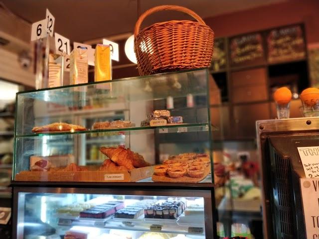 Perkup Cafe & Burger Bar