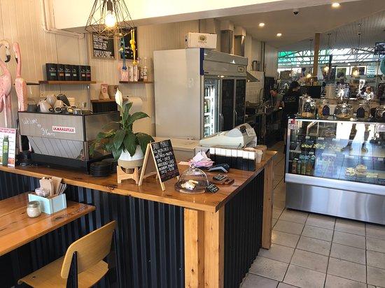 3 Knots Cafe