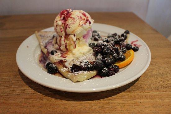 Panache Cafe & Creperie