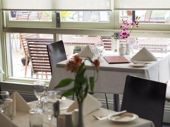 Busbys Restaurant & Bar