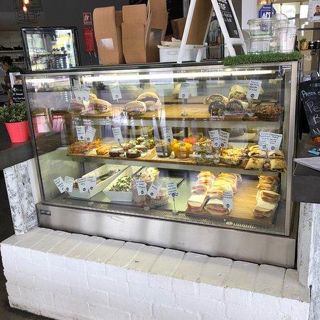 Mini Me Mango Cafe