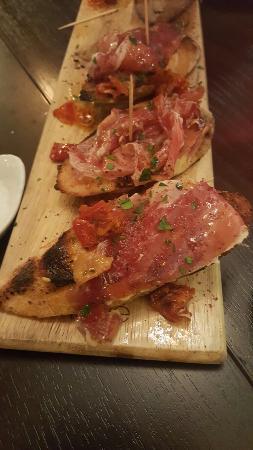 Carino Tapas Bar