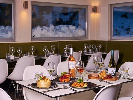 Elk Restaurant