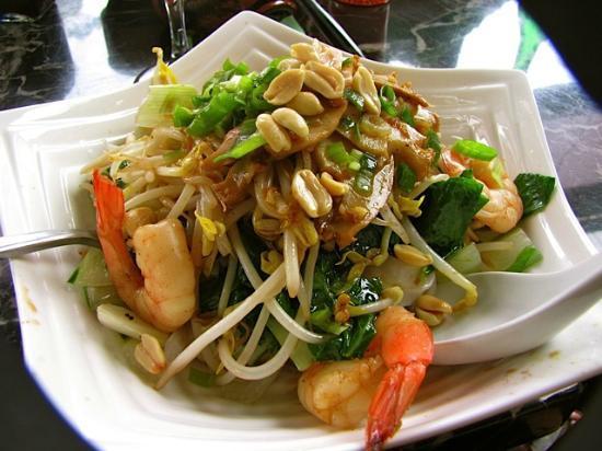 Lucy's Homemade Rice Noodle House