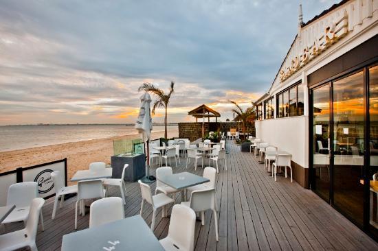 Sandbar Beach Cafe