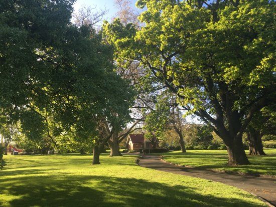 Central Gardens
